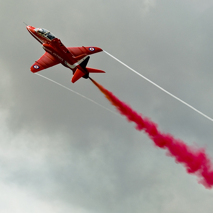 219_Fairford RIAT_Red Arrows na British Aerospace Hawk T1.jpg